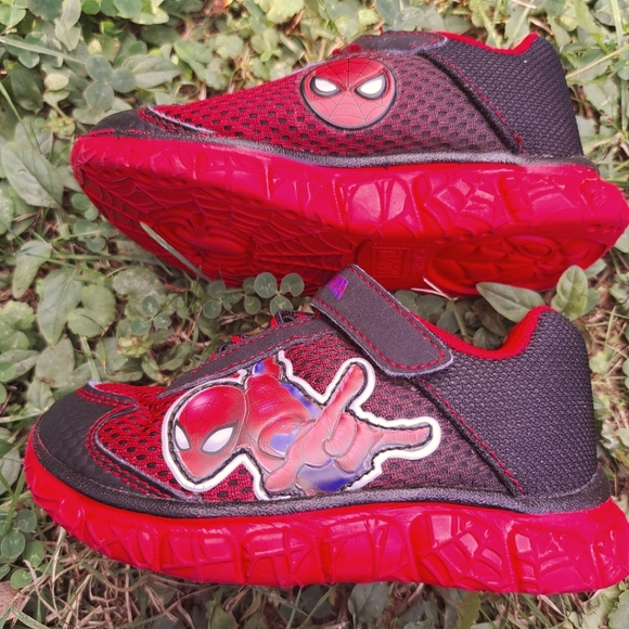 Marvel Spider-Man Toddler's Shoes - Picture 1 of 8